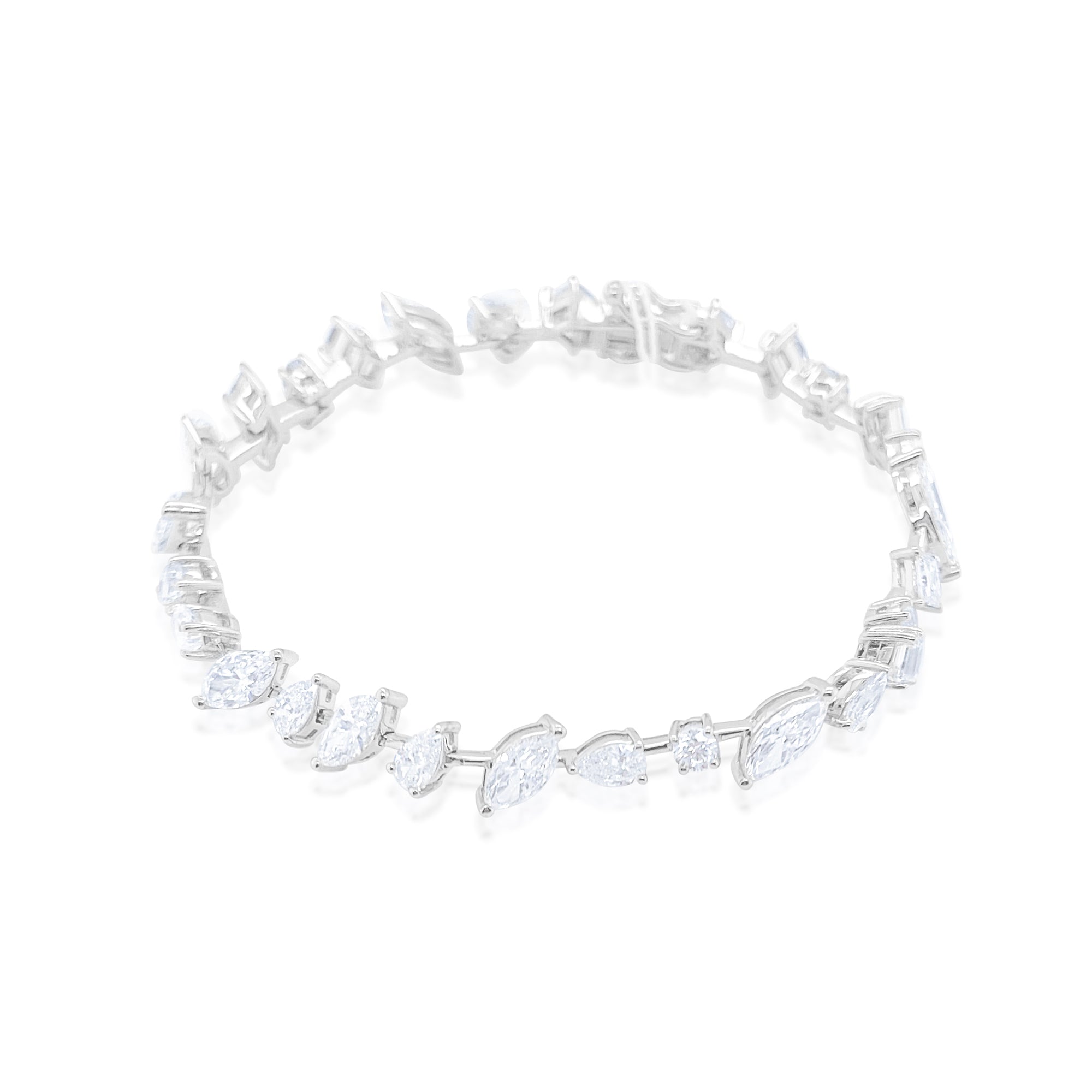 14 Kt White Gold Marquise, Round, and Pear Cut Bracelet