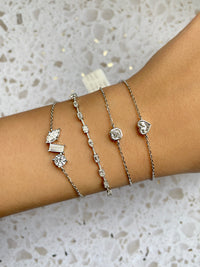 14 Kt White Gold Emerald Round And Marquise Cut 1.41 Ct Diamond Bracelet