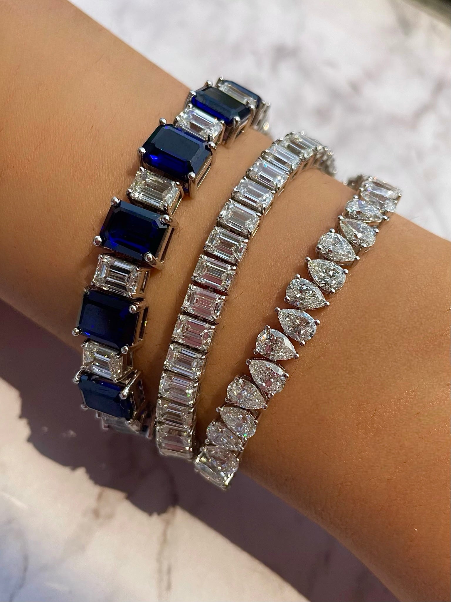 14kt White Gold Emerald Cut Lab Grown Blue Sapphire Diamond Bracelet