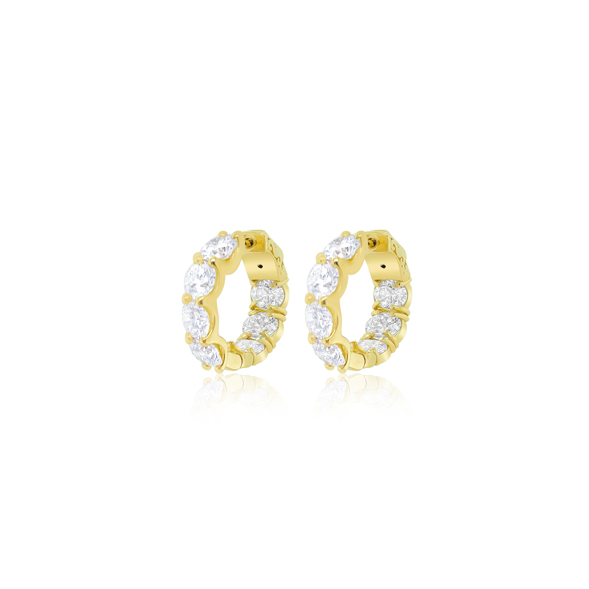 14kt Yellow Gold Inside Out Huggie Lab Grown Diamond