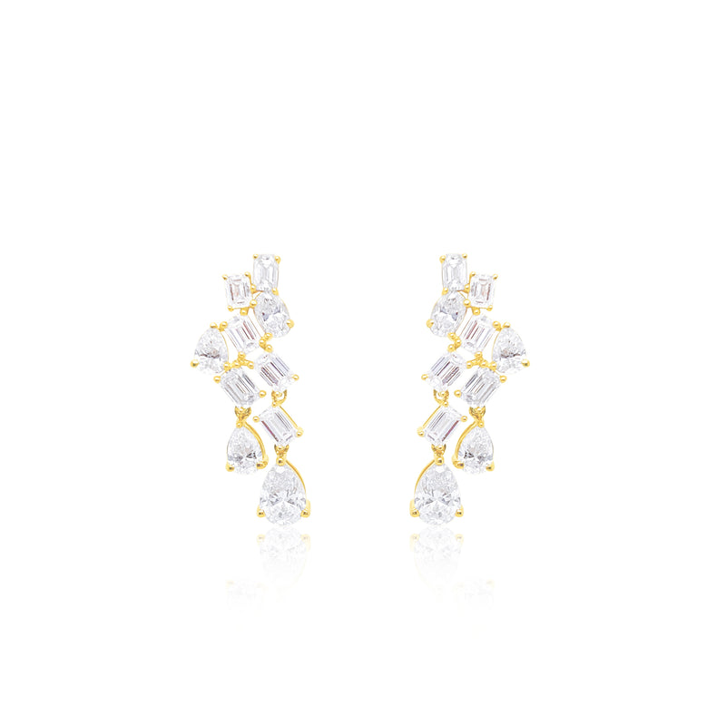 14 Kt Yellow Gold Emerald Pear And Oval Cut 3.94 Ct Diamond Statement Earrings