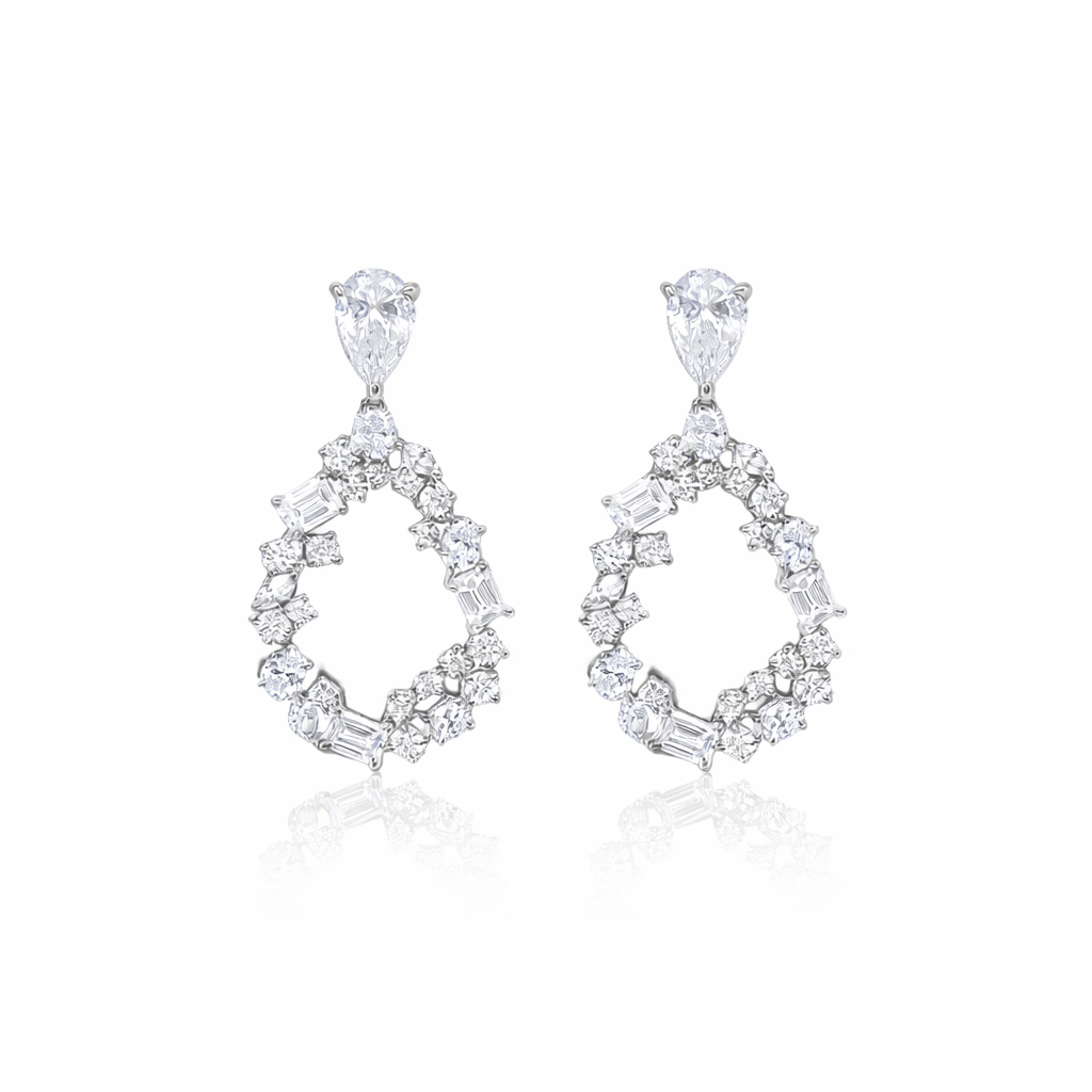 14 Karat White Gold 5.48 Carat Drop Lab Grown Diamond Earrings Cocktail Earrings