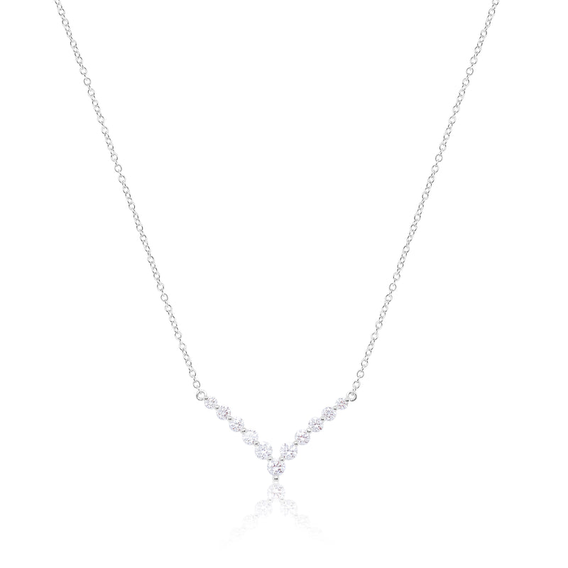 14 Kt White Gold 1.00 Ct Round Cut V Shaped Diamond Necklace